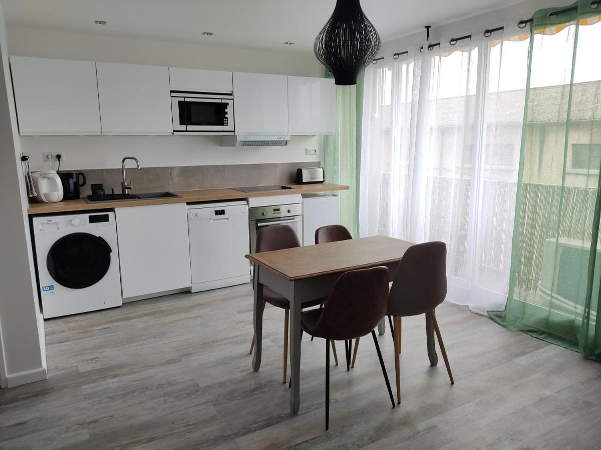 Appartement Climatise Avec Balcon,Wifi, Proche Remparts Avignon Ngoại thất bức ảnh