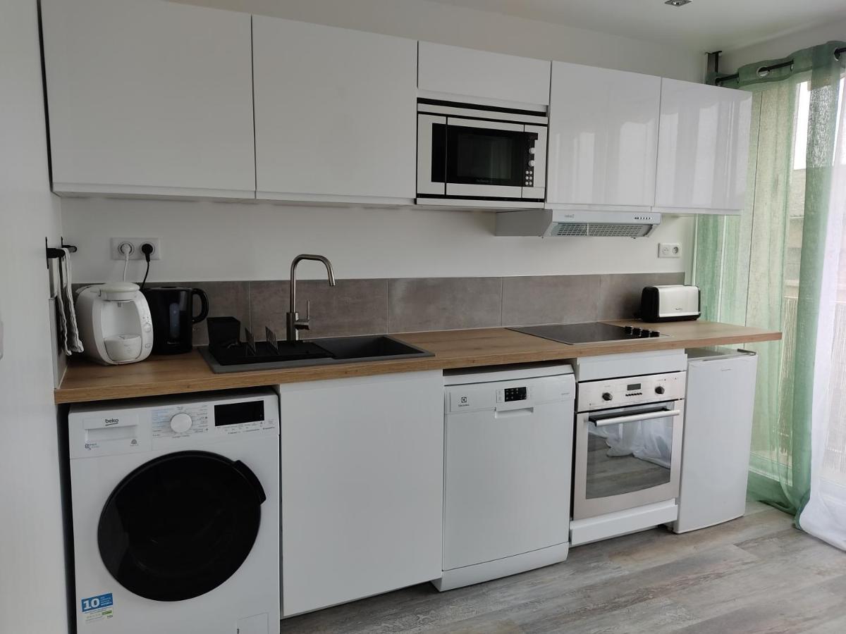 Appartement Climatise Avec Balcon,Wifi, Proche Remparts Avignon Ngoại thất bức ảnh